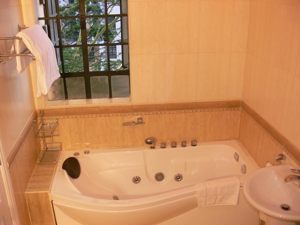 Natural Oak Apartments 나이로비 객실 사진
